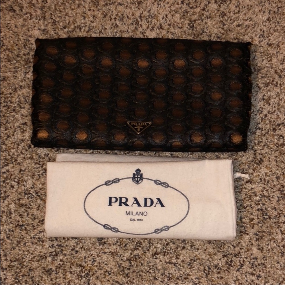Prada Clutch, good condition.